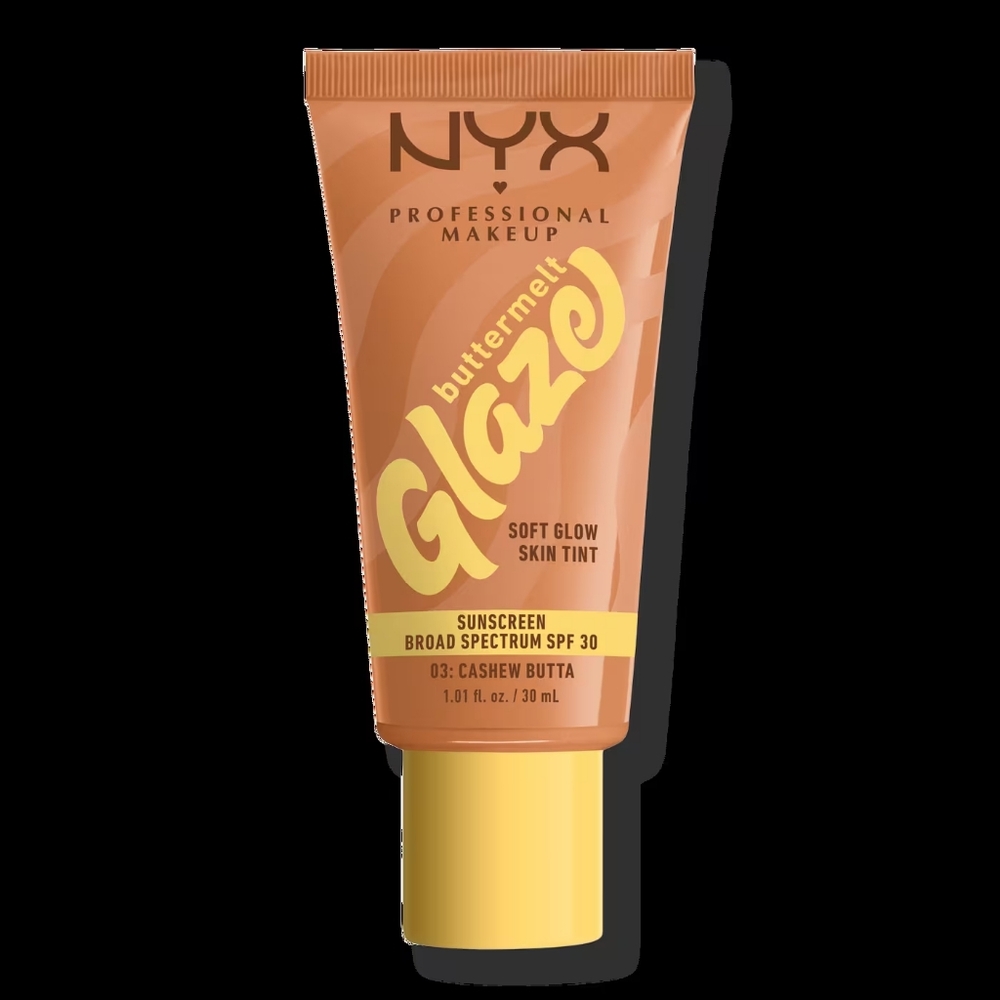 NYX Glaze Soft Glow Skin Tint - Cashew Butta New Unopened 22626-12